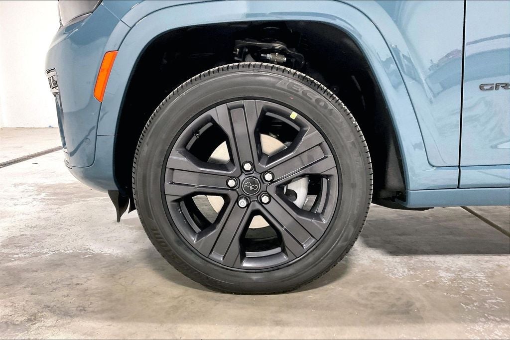 2027 Jeep Grand Cherokee GRAND CHEROKEE LIMITED RESERVE 4X4