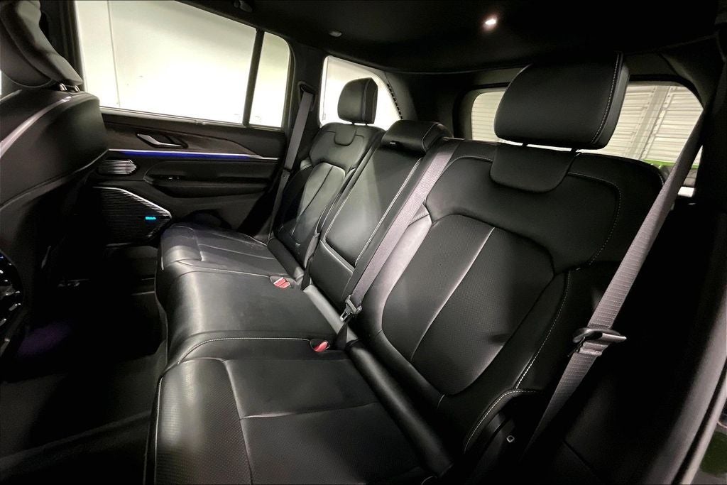2022 Jeep Grand Cherokee Overland 4x4
