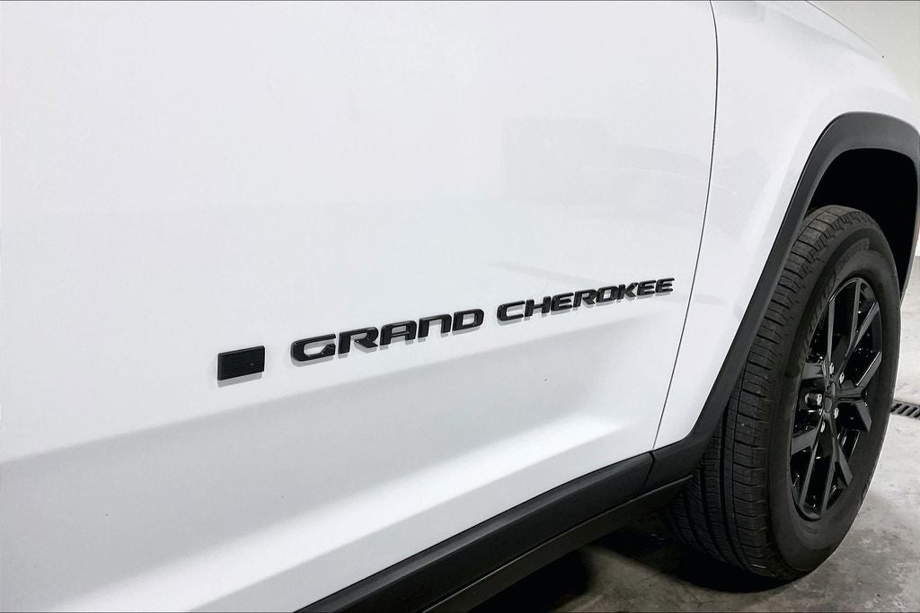 2025 Jeep Grand Cherokee L Altitude X 4x2