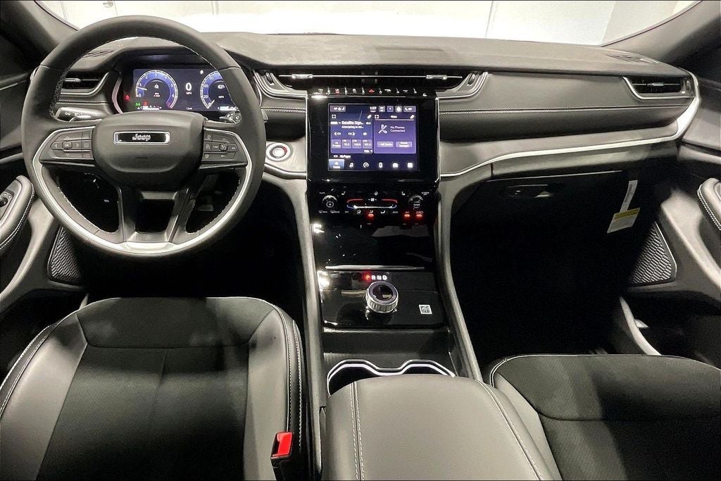 2025 Jeep Grand Cherokee GRAND CHEROKEE L ALTITUDE X 4X2