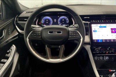 2025 Jeep Grand Cherokee GRAND CHEROKEE L LIMITED 4X2