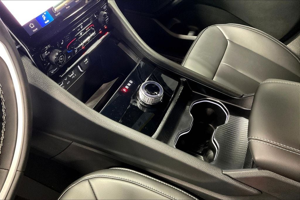 2025 Jeep Grand Cherokee GRAND CHEROKEE L LIMITED 4X2