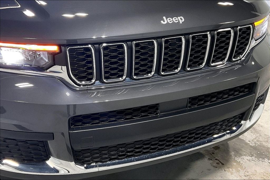 2025 Jeep Grand Cherokee GRAND CHEROKEE L LAREDO X 4X4