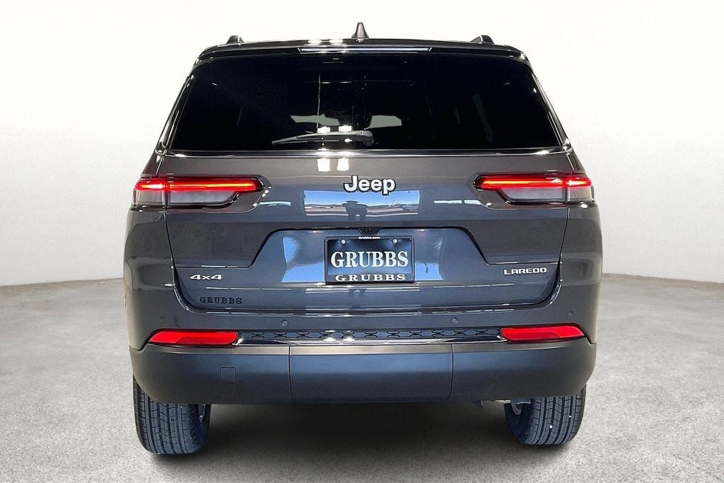 2025 Jeep Grand Cherokee GRAND CHEROKEE L LAREDO X 4X4