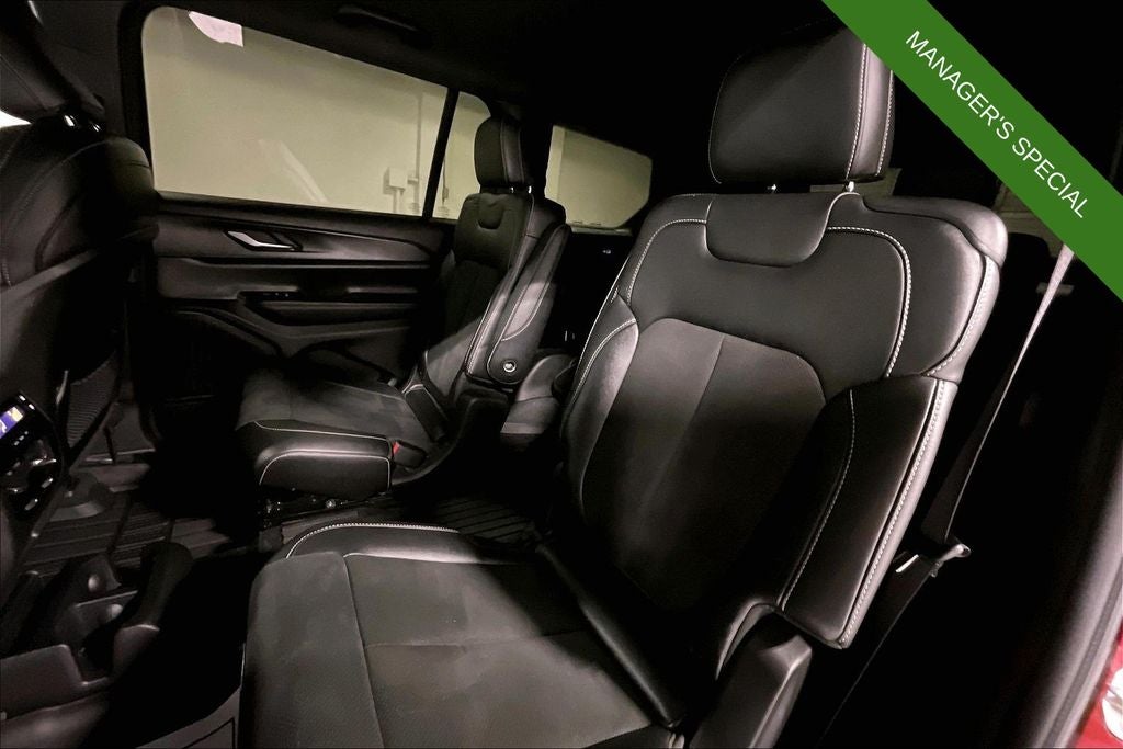 2024 Jeep Grand Cherokee L Altitude 4x4