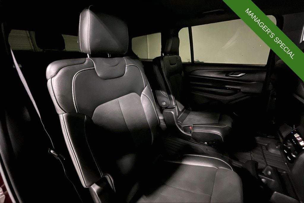 2024 Jeep Grand Cherokee L Altitude 4x4
