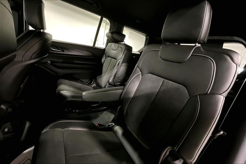2025 Jeep Grand Cherokee L Altitude X 4x4