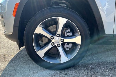 2025 Jeep Grand Cherokee GRAND CHEROKEE L LIMITED 4X4