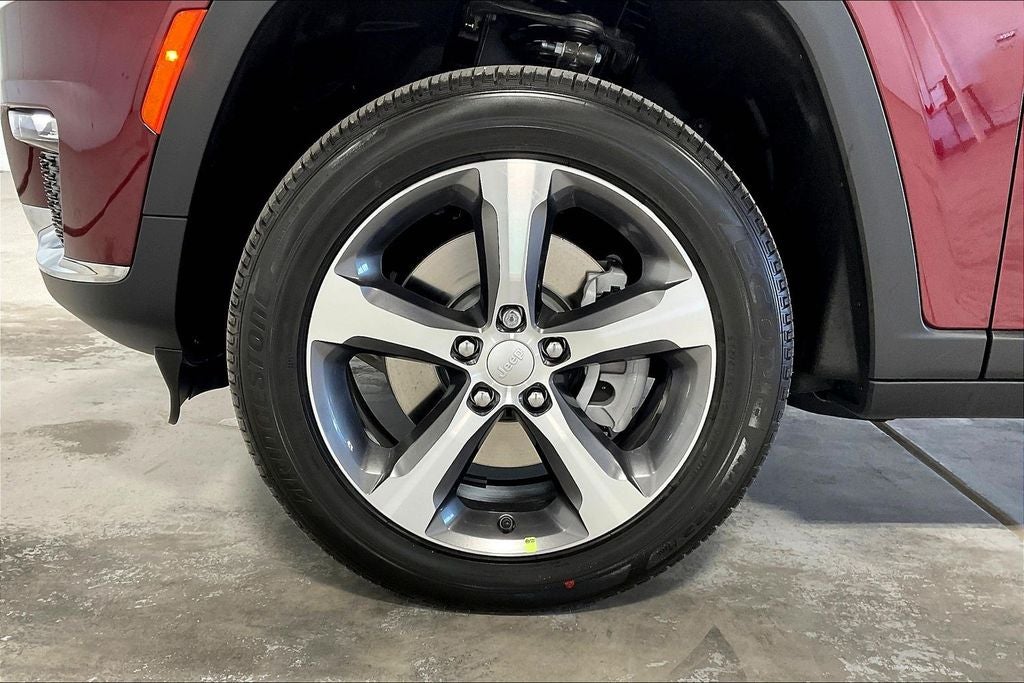 2025 Jeep Grand Cherokee GRAND CHEROKEE L LIMITED 4X4