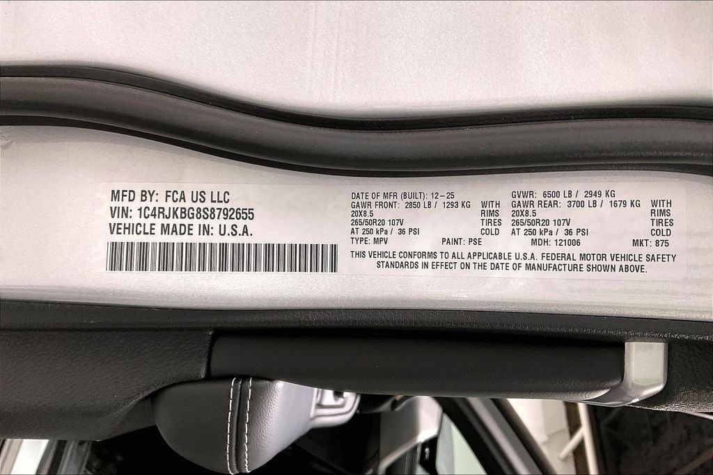 2025 Jeep Grand Cherokee GRAND CHEROKEE L LIMITED 4X4