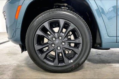 2026 Jeep Grand Cherokee GRAND CHEROKEE L LIMITED RESERVE 4X4