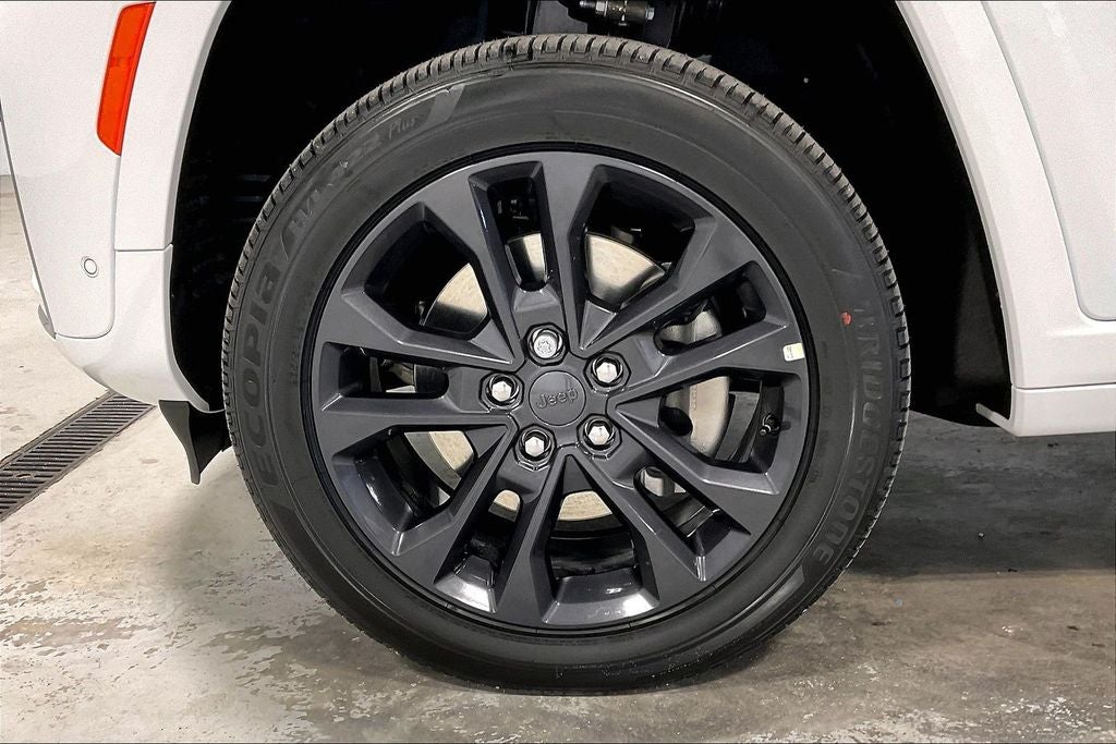 2026 Jeep Grand Cherokee GRAND CHEROKEE L LIMITED RESERVE 4X4