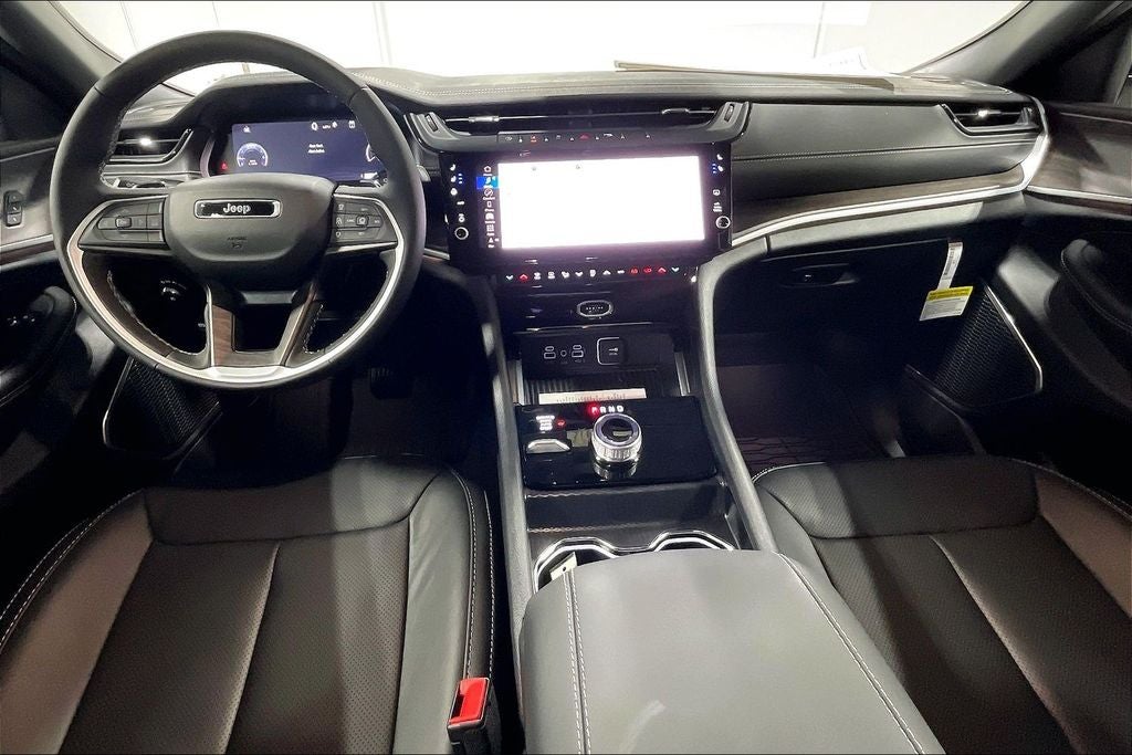 2026 Jeep Grand Cherokee GRAND CHEROKEE L LIMITED RESERVE 4X4