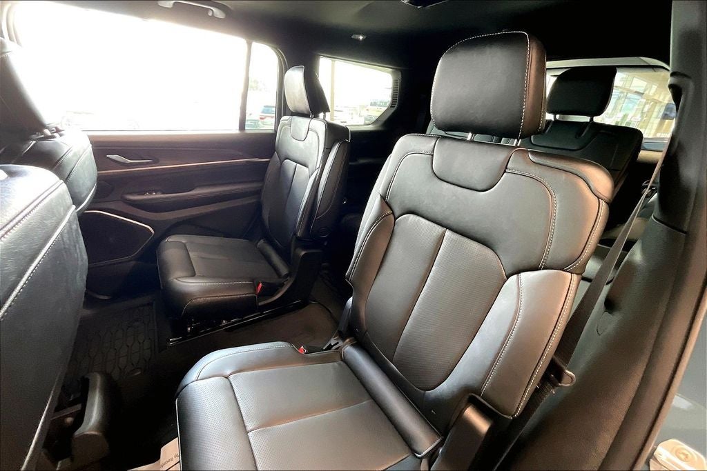 2026 Jeep Grand Cherokee GRAND CHEROKEE L LIMITED RESERVE 4X4