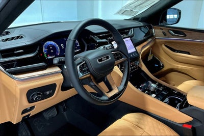 2025 Jeep Grand Cherokee GRAND CHEROKEE L SUMMIT RESERVE 4X4