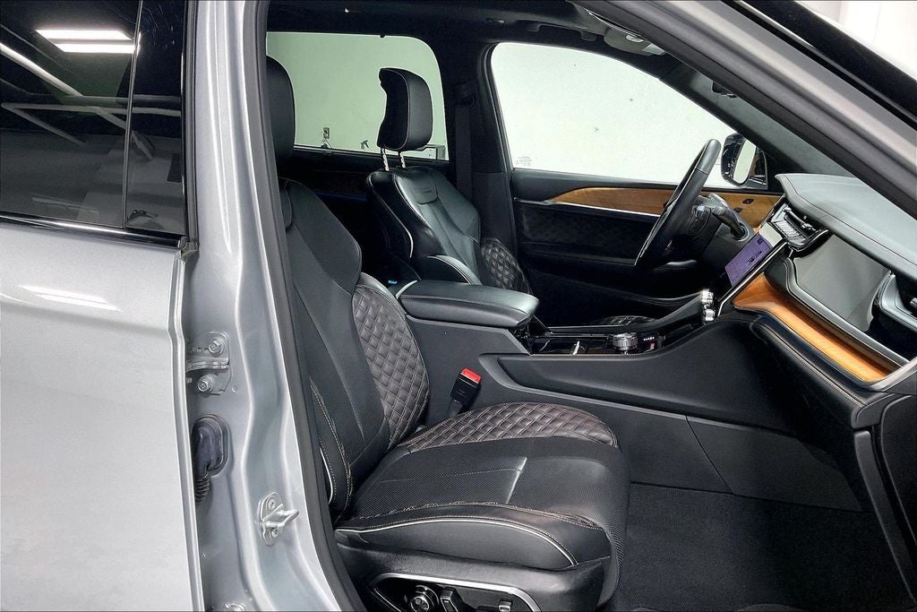 2022 Jeep Grand Cherokee L Summit Reserve 4x4