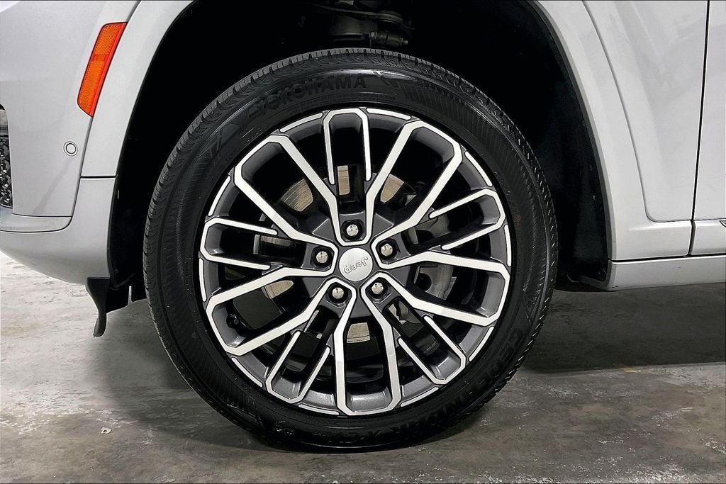 2022 Jeep Grand Cherokee L Summit Reserve 4x4