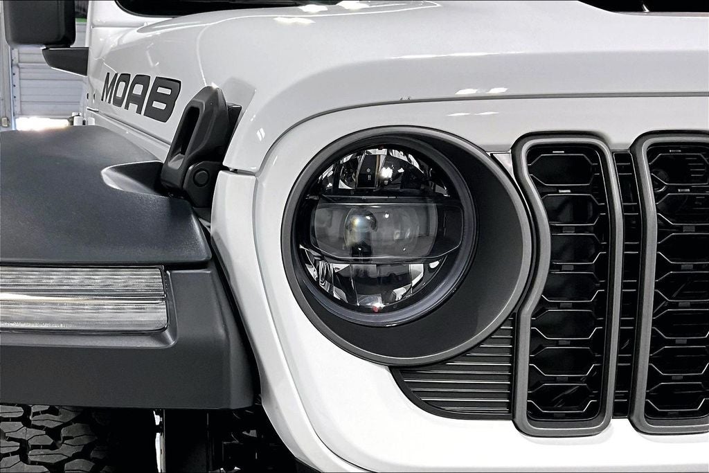 2026 Jeep Wrangler WRANGLER 4-DOOR MOAB 392