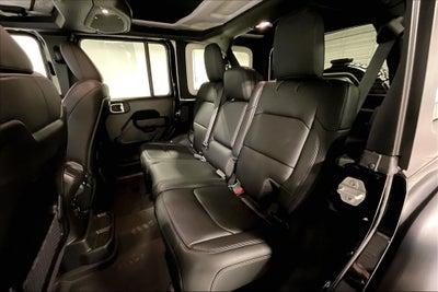 2027 Jeep Wrangler WRANGLER 4-DOOR MOAB
