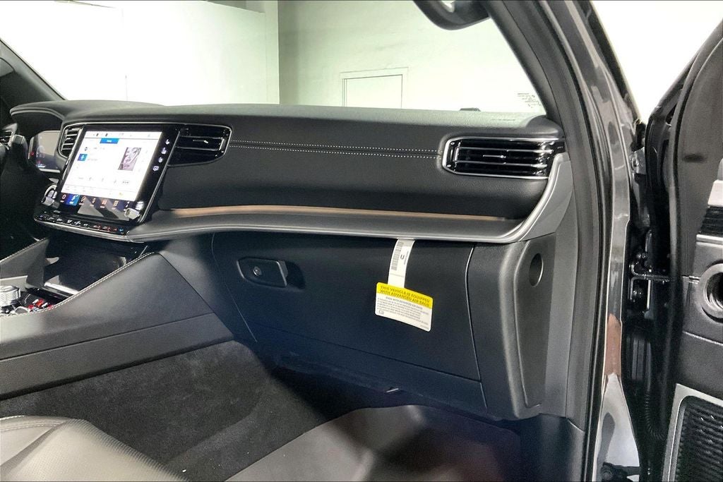 2026 Jeep Grand Wagoneer GRAND WAGONEER UPLAND 4X4