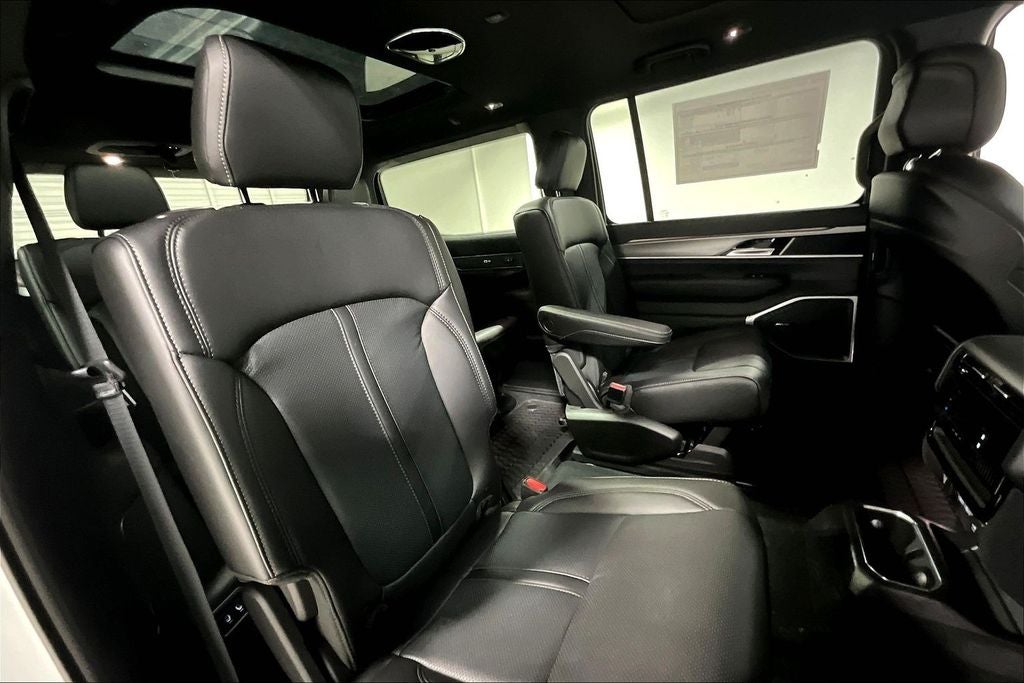 2026 Jeep Grand Wagoneer GRAND WAGONEER UPLAND 4X4