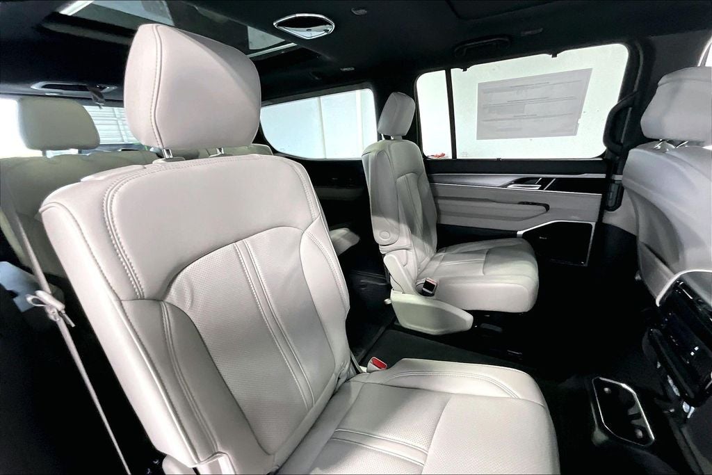 2026 Jeep Grand Wagoneer GRAND WAGONEER LIMITED RESERVE 4X4