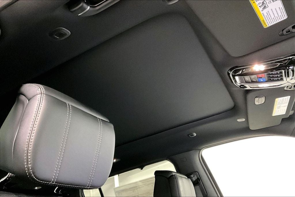 2026 Jeep Grand Wagoneer GRAND WAGONEER SUMMIT OBSIDIAN 4X4