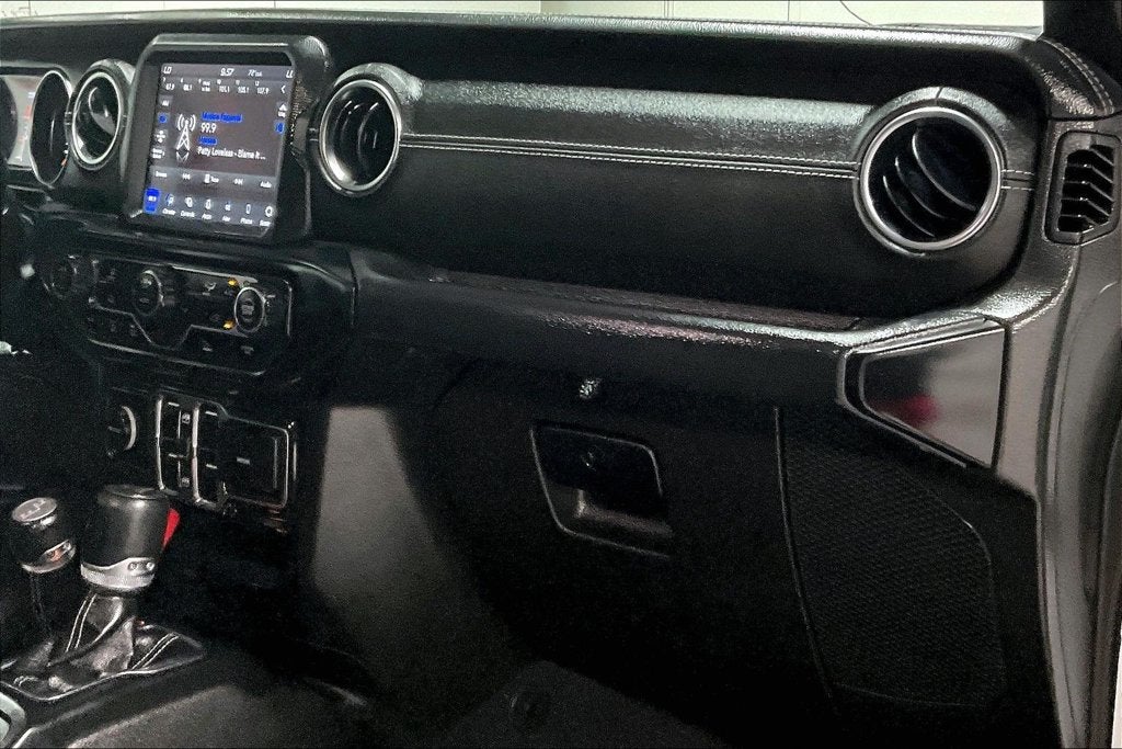 2023 Jeep Gladiator Overland 4x4