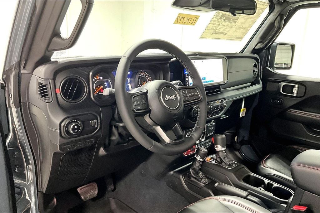 2026 Jeep Gladiator GLADIATOR SHADOW OPS 4X4