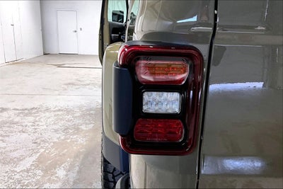 2026 Jeep Gladiator GLADIATOR MOJAVE X 4X4