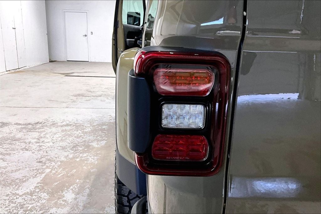 2026 Jeep Gladiator GLADIATOR MOJAVE X 4X4