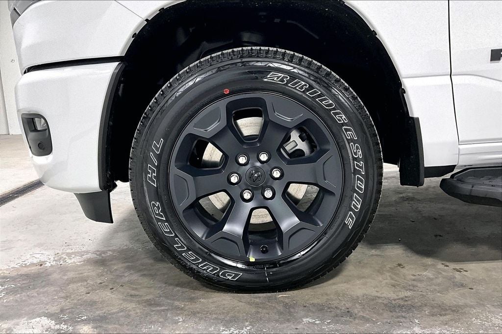 2026 RAM Ram 1500 RAM 1500 EXPRESS CREW CAB 4X4 5'7' BOX