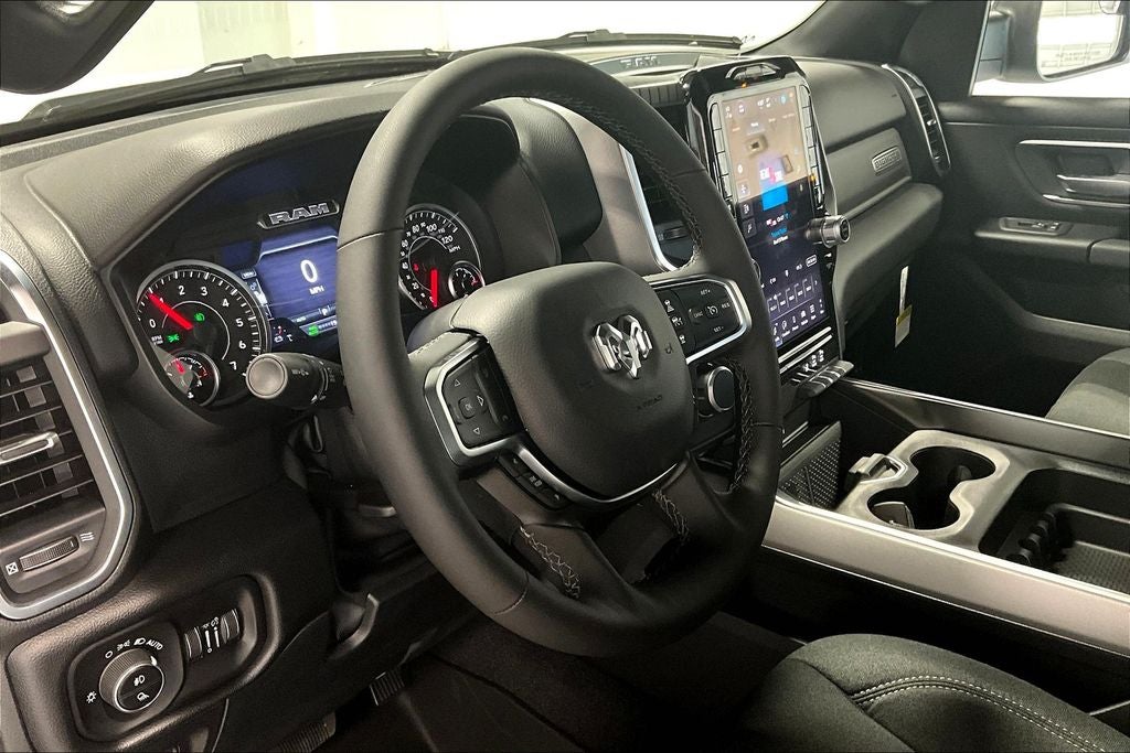 2025 RAM Ram 1500 RAM 1500 BIG HORN CREW CAB 4X4 5'7' BOX