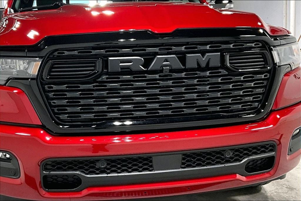 2026 RAM Ram 1500 RAM 1500 LONE STAR CREW CAB 4X4 5'7' BOX