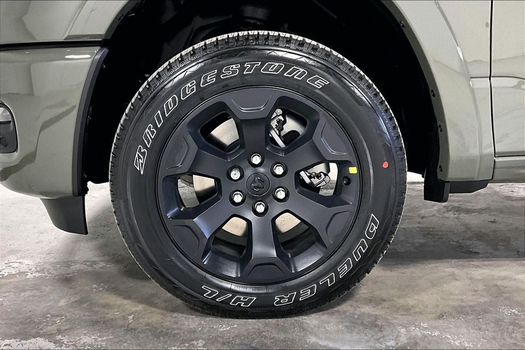 2026 RAM Ram 1500 RAM 1500 LONE STAR CREW CAB 4X4 5'7' BOX