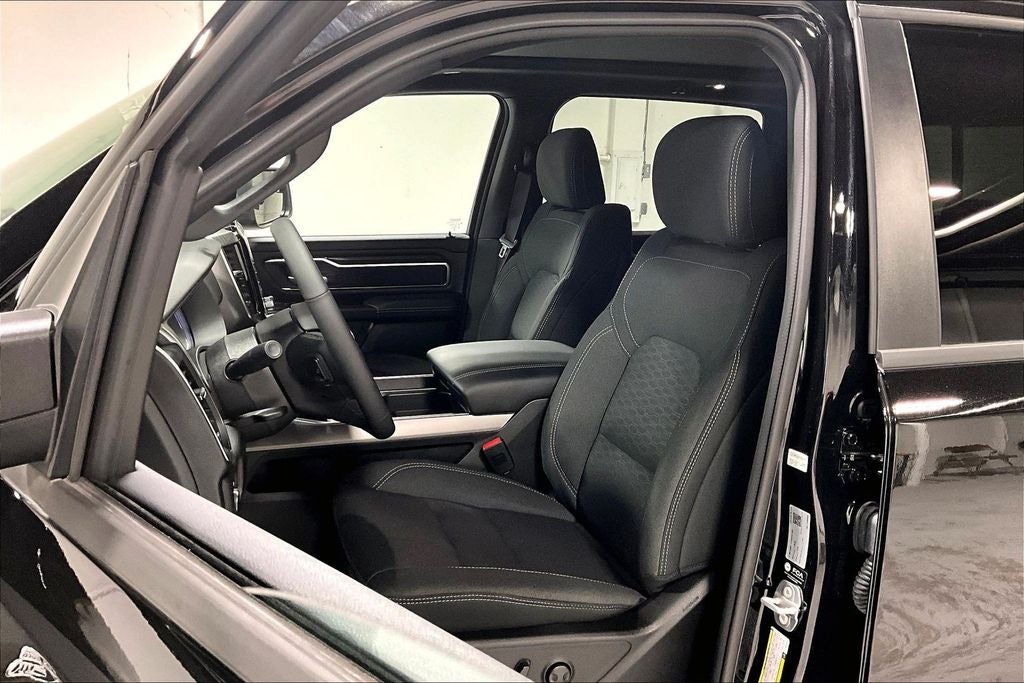 2026 RAM 1500 Big Horn Crew Cab 4x4 5'7' Box