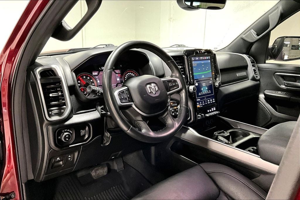 2022 RAM 1500 Big Horn Crew Cab 4x4 5'7' Box
