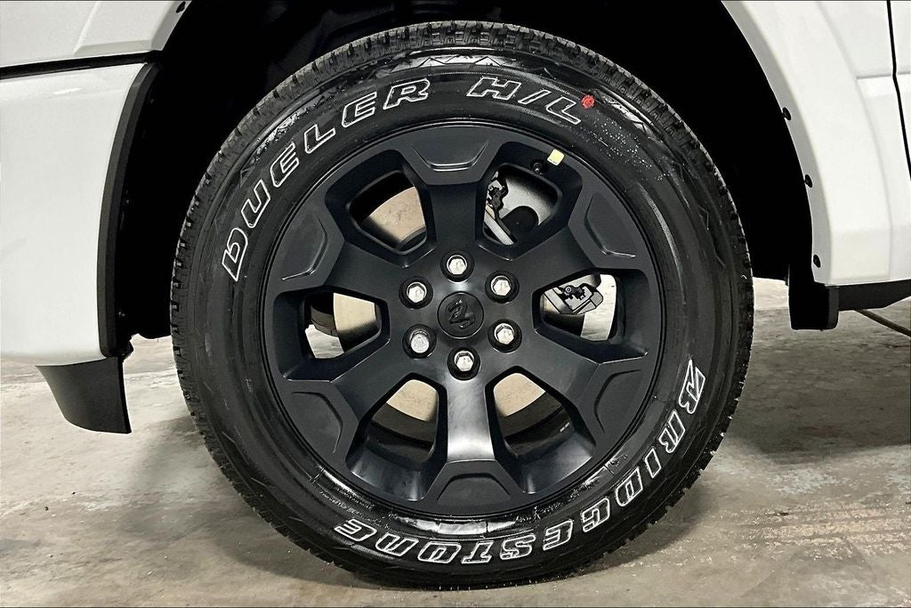 2026 RAM Ram 1500 RAM 1500 LONE STAR CREW CAB 4X4 5'7' BOX