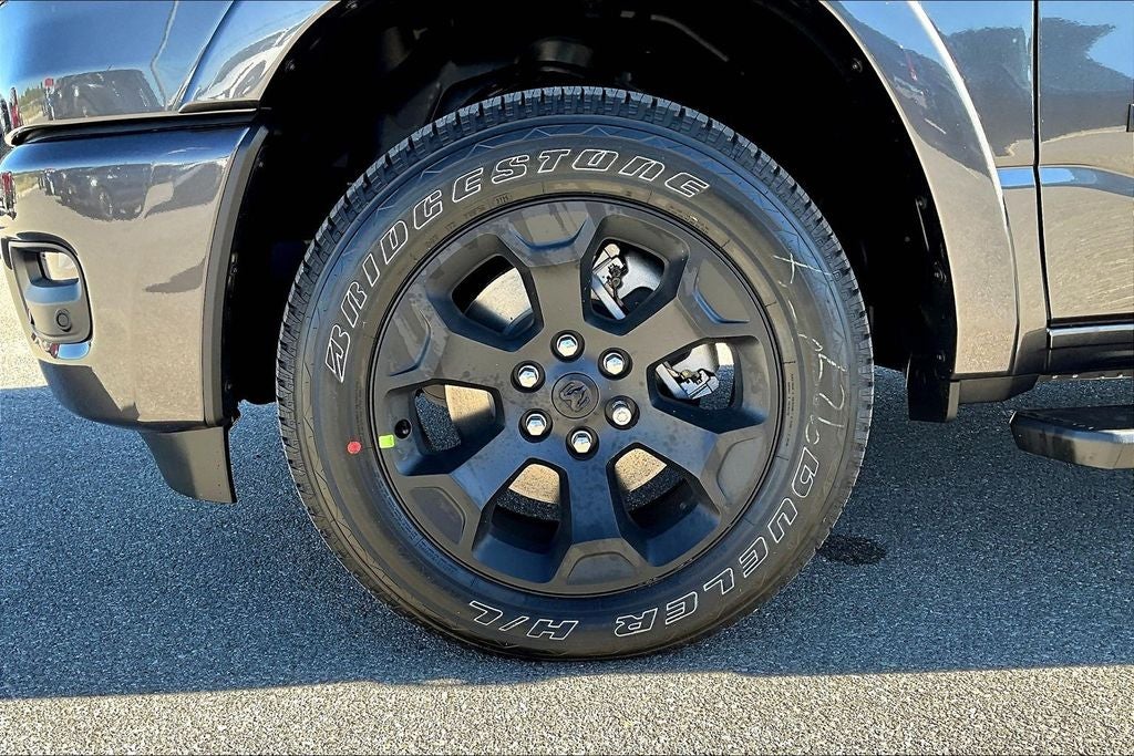 2026 RAM Ram 1500 RAM 1500 LONE STAR CREW CAB 4X4 5'7' BOX