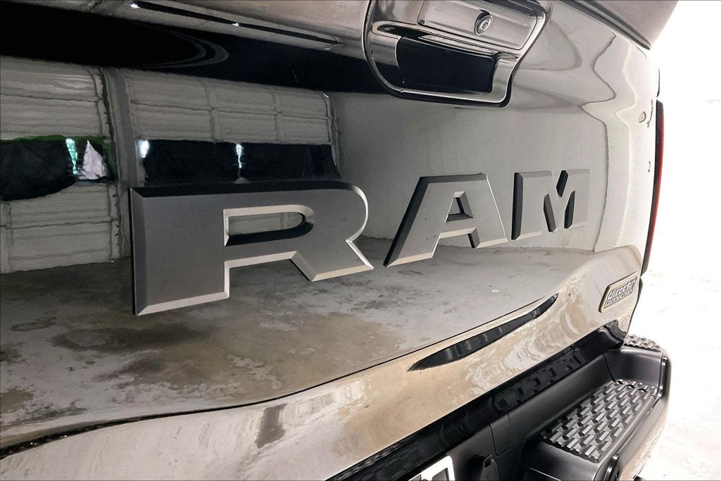 2026 RAM 1500 Big Horn Crew Cab 4x4 5'7' Box