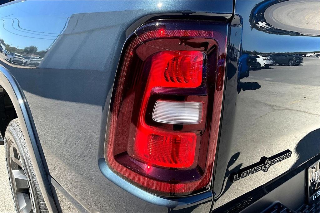 2026 RAM Ram 1500 RAM 1500 LONE STAR CREW CAB 4X4 5'7' BOX