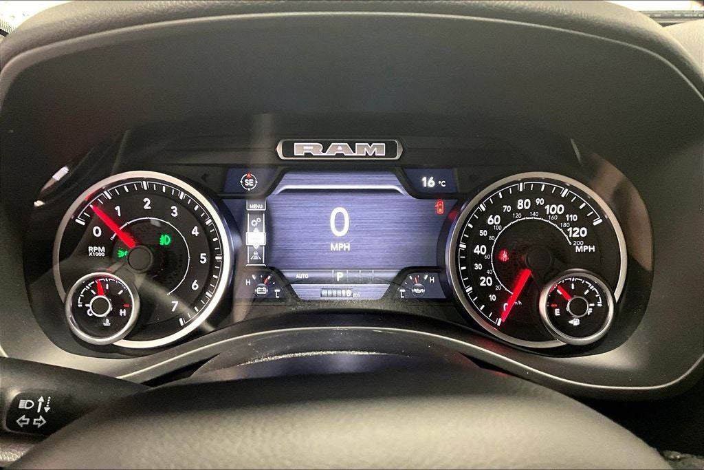 2026 RAM Ram 1500 RAM 1500 LONE STAR CREW CAB 4X4 5'7' BOX