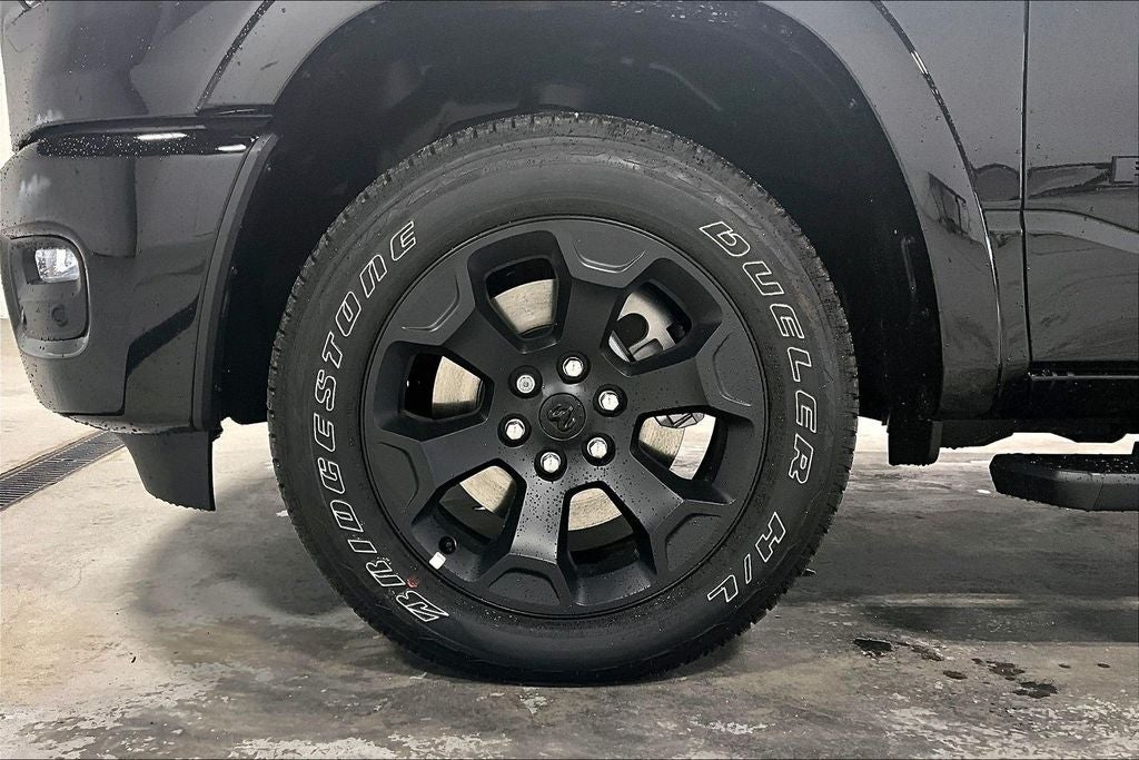 2026 RAM Ram 1500 RAM 1500 LONE STAR CREW CAB 4X4 5'7' BOX