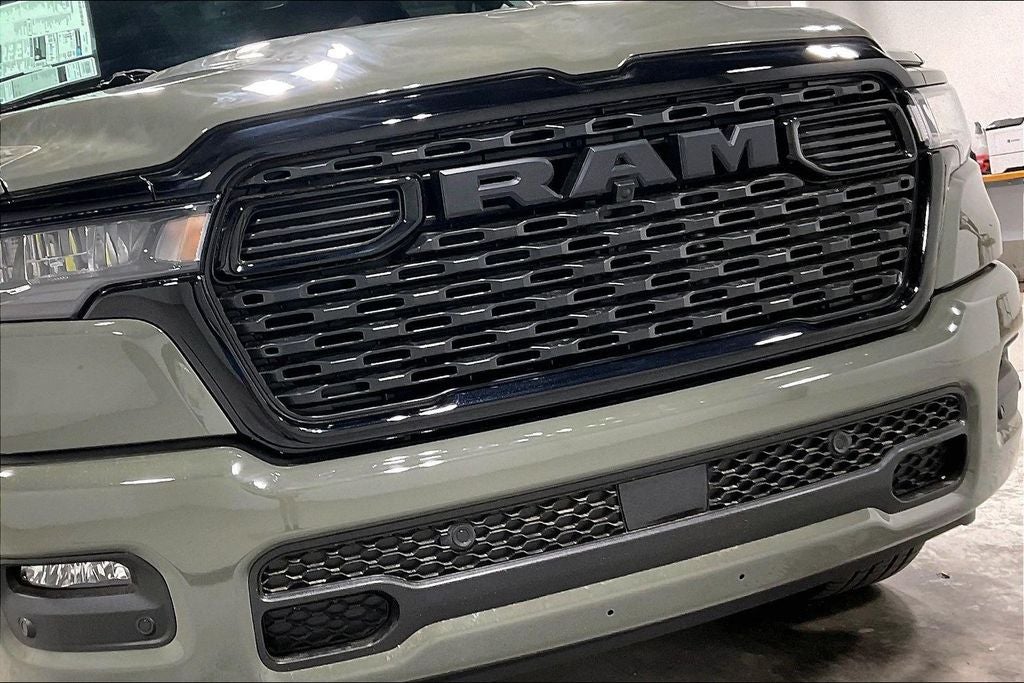 2026 RAM Ram 1500 RAM 1500 LONE STAR CREW CAB 4X4 5'7' BOX