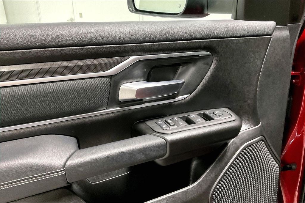 2027 RAM Ram 1500 RAM 1500 LONE STAR CREW CAB 4X4 5'7' BOX