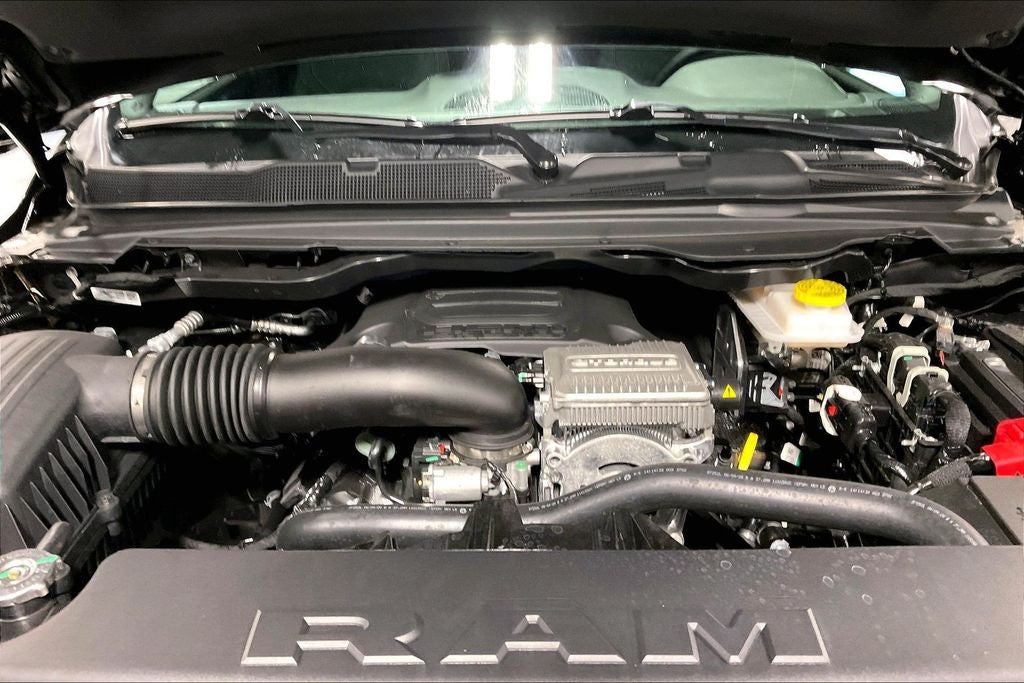 2026 RAM 1500 Big Horn Crew Cab 4x4 5'7' Box