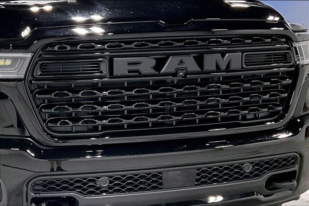 2026 RAM Ram 1500 RAM 1500 LIMITED CREW CAB 4X4 5'7' BOX