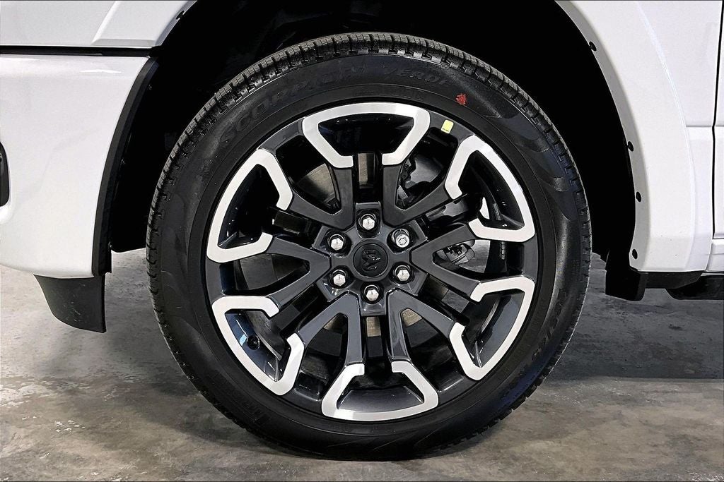 2026 RAM Ram 1500 RAM 1500 LIMITED CREW CAB 4X4 5'7' BOX