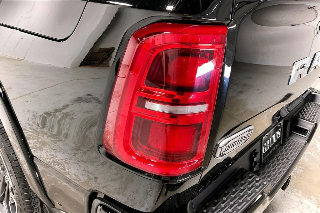 2026 RAM Ram 1500 RAM 1500 LIMITED LONGHORN CREW CAB 4X4 5'7' BOX