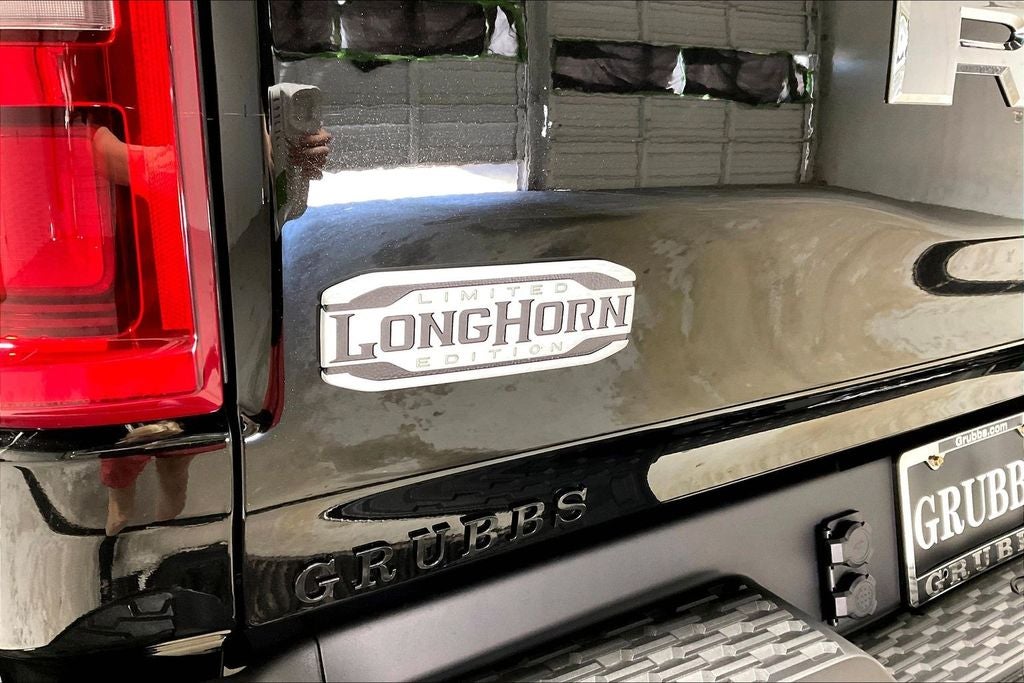 2026 RAM Ram 1500 RAM 1500 LIMITED LONGHORN CREW CAB 4X4 5'7' BOX